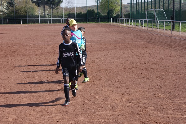 MR9